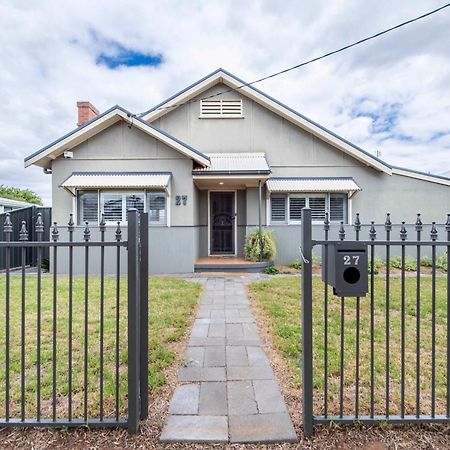 Вилла South Dubbo Hideaway - Pet Friendly Экстерьер фото