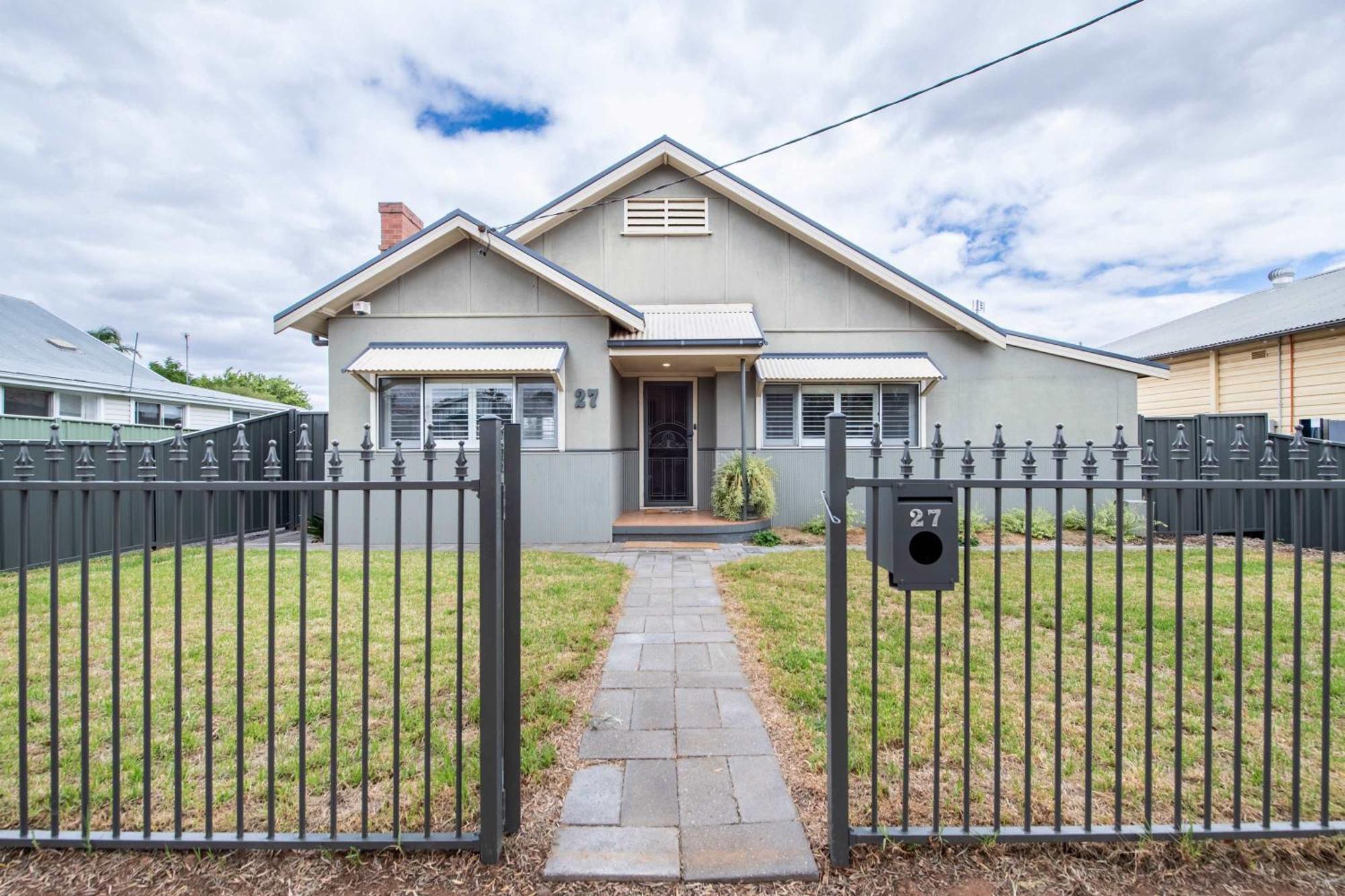Вилла South Dubbo Hideaway - Pet Friendly Экстерьер фото
